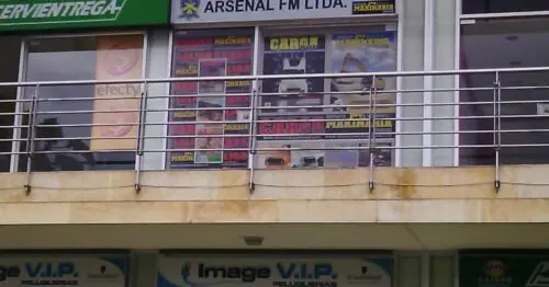 ARSENAL FM LTDA CALLE 130 CON 50 ARSENAL FM LTDA CALLE 130 CON 50